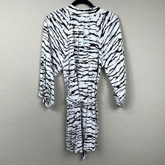 NWT Melissa Odabash Amy Tiger Print Dress Long Sleeve Cover Up Shirt Sz XS - Picture 8 of 14